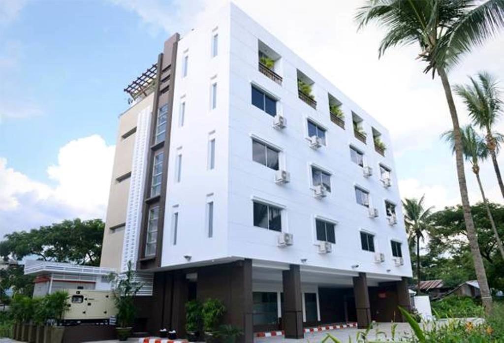 Green Paradise Hotel ย่างกุ้ง ภายนอก รูปภาพ